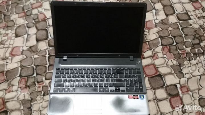 Ноутбук Samsung NP355V5C на запчасти