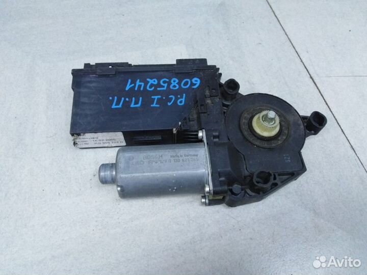 Моторчик переднего правого стеклоподъемника