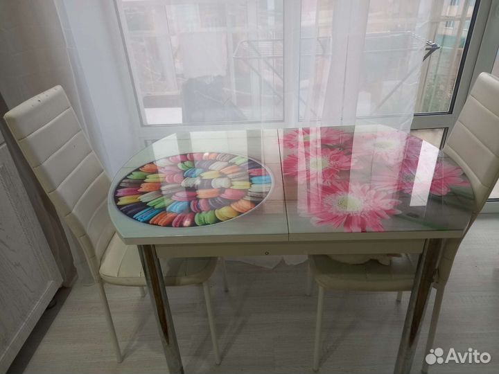 Кухонный стол