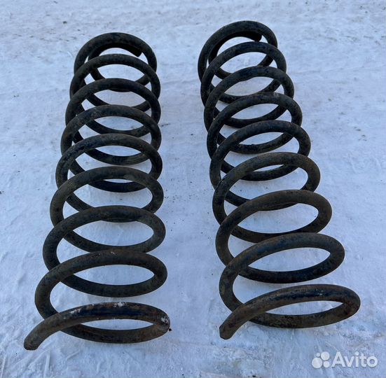 Передние пружины Jeep Grand Cherokee ZJ, ZG