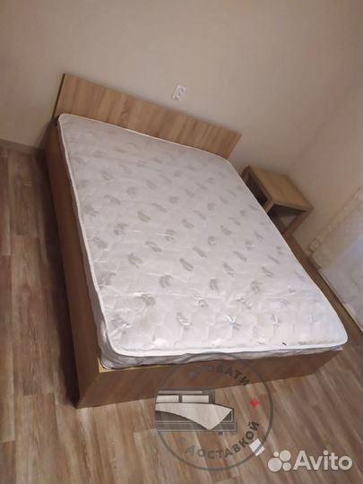 Кровать двуспальная