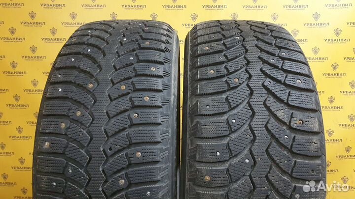 Bridgestone Blizzak Spike-01 235/55 R17 103T