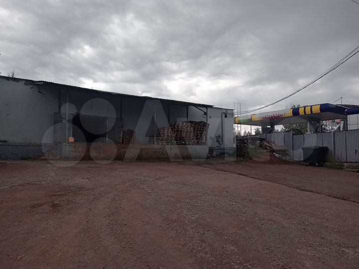 Продаётся база (Склады+офис 832.6 м²) +земля 4560м