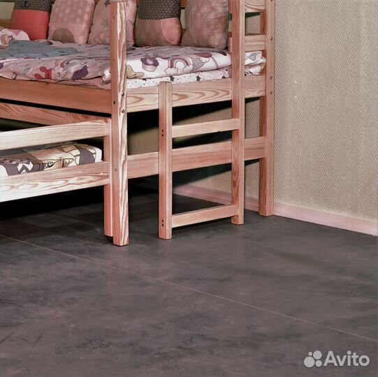 Кроватка из массива домик 