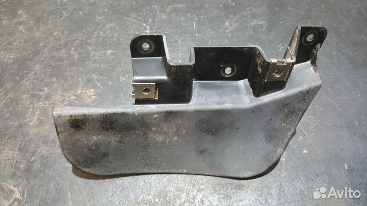 Брызговик задний правый Audi Q7 4L 4.2 BAR 06