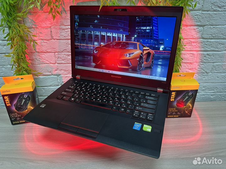 Игровой ноутбук Lenovo i5/8GB/SSD/256GB