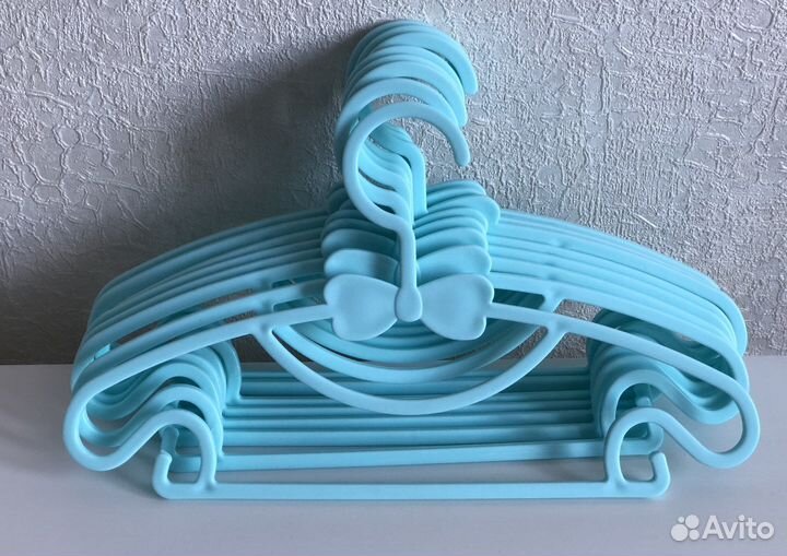 Плечики/вешалки детские, цена за 8шт 450
