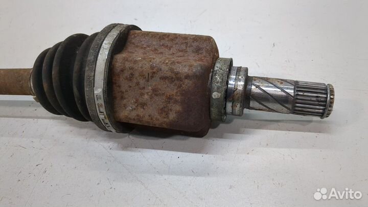 Полуось левая передняя Nissan Juke