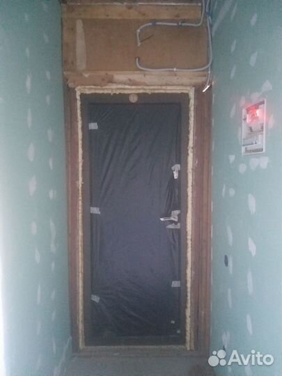 Дверь входная металлическая