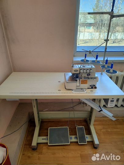 Оверлок промышленный Typical