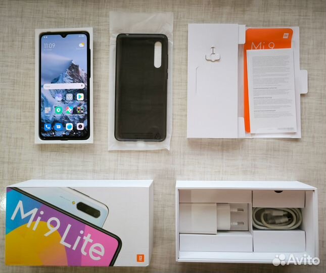 Xiaomi Mi 9 Lite, 6/64 ГБ