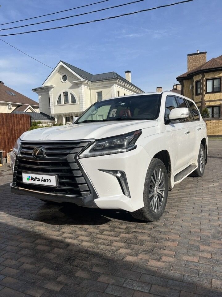 Lexus LX: фото владельца