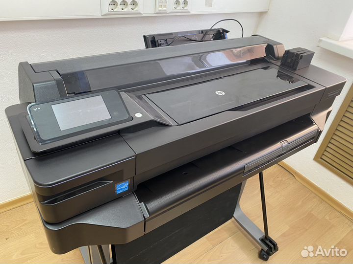 Широкоформатный принтер HP DesignJet T520