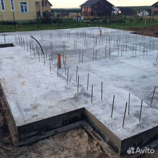 Бригада строителей