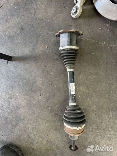 Полуось передняя левая Audi Q5 FY