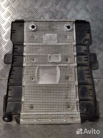 Защита кпп Volkswagen Passat B8 1.5 5Q0825229C