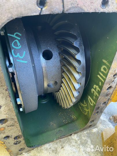 Джон Дир YZ120886 дифференциал John Deere