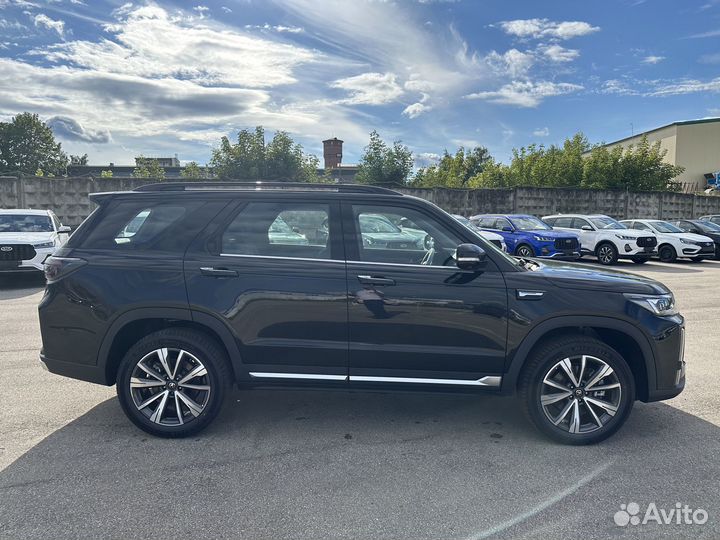 Changan CS95 2.0 AT, 2024