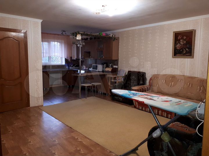 Дом 61 м² на участке 5 сот.