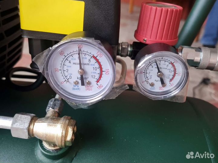 Компрессор воздушный 220в для покраски Ворот и.т.д