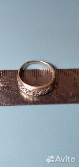 Серебряное кольцо