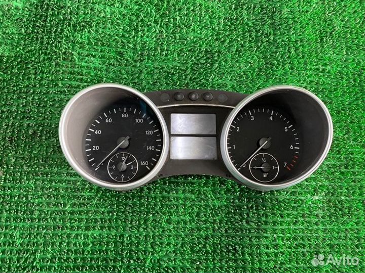 Спидометр Mercedes-Benz Gl-Class X164.822 M273E46