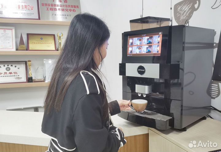 Кофеавтомат для зернового кофе Jetinno