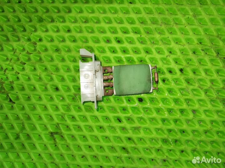 Резистор отопителя Renault Duster