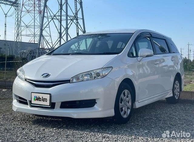 Toyota Wish 1.8 CVT, 2014, 74 500 км