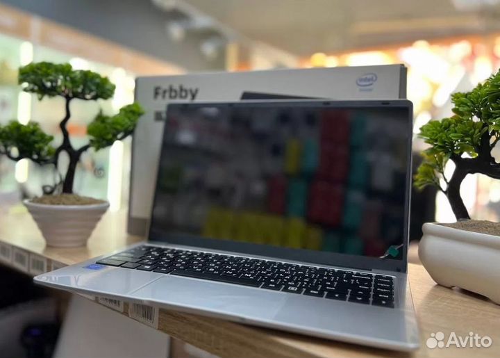 Новый ноутбук frbby v10 8/256