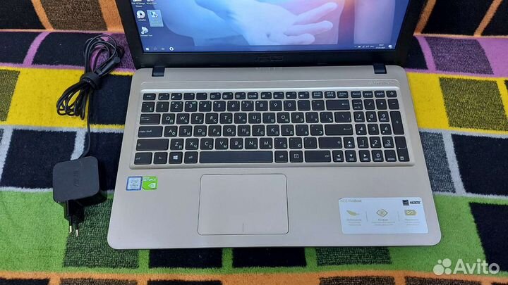 Ноутбук asus R540UB*