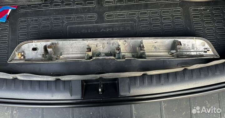 Хром багажника Toyota Highlander XU40