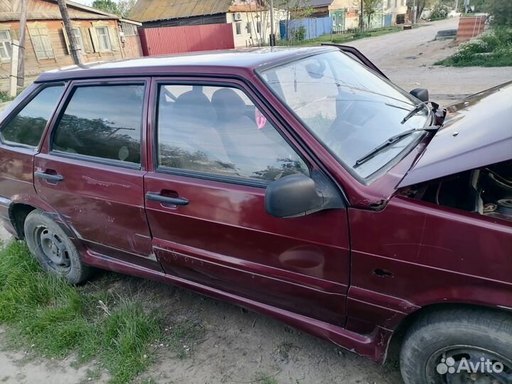 ВАЗ 2114 Samara 1.5 МТ, 2004, битый, 250 000 км