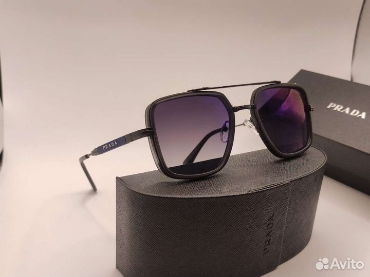 Солнцезащитные очки prada
