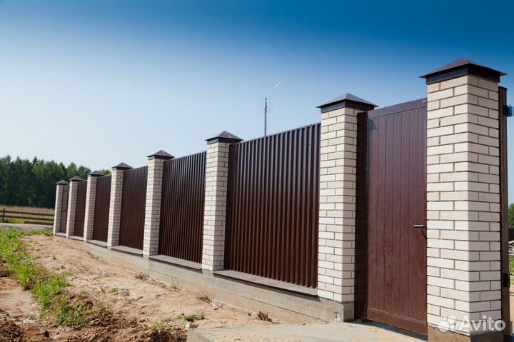 Забор(кованый; из профнастила) под ключ