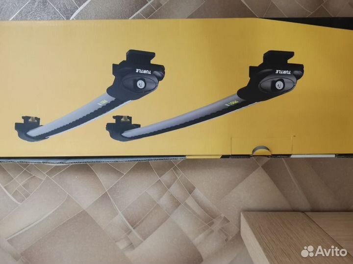 Багажник на рейлинги Turtle Air 1 (106 cм) silver