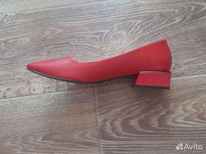 Туфли женские 39 размер