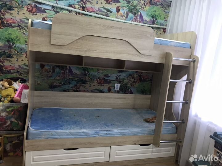 Детская ярусная кровать