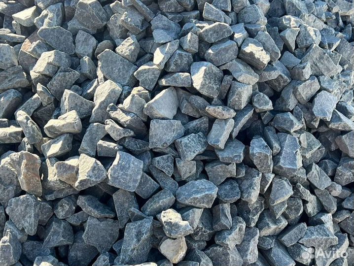 Природные камни. Молочный кварцит. Белый мрамор