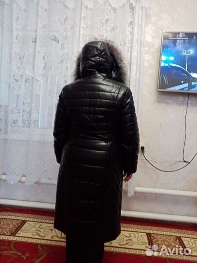 Пуховик женский