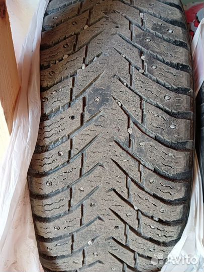 Nokian Tyres Hakkapeliitta 8 SUV 225/65 R17