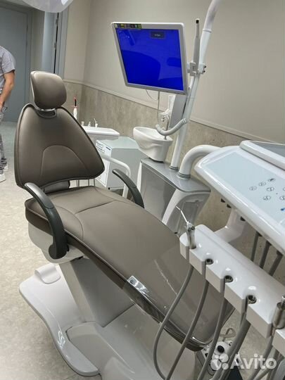 Установка стоматологическая Luxury с камерой