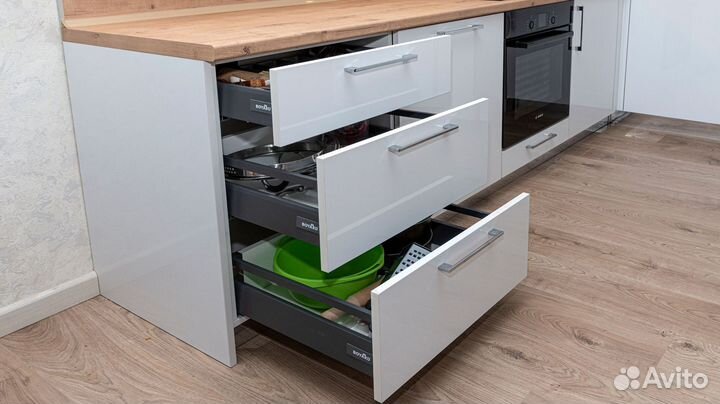 Кухня Софи угловая и прямая