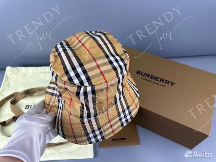Панама Burberry
