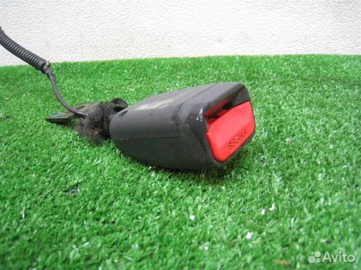 Замок ремня безопасности передний правый KIA soul