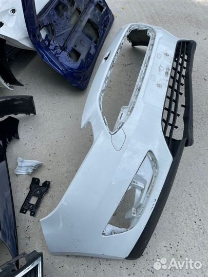 Бампер передний Ford Focus