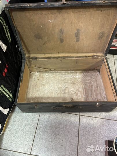 Деревянный чемодан