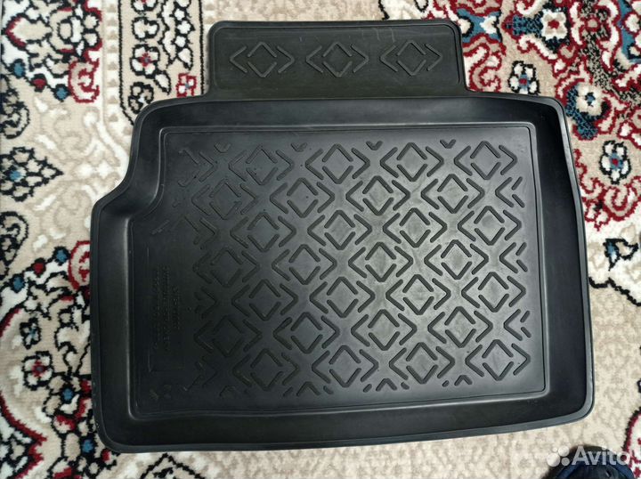 Комлект резиновых ковриков на Cheri tiggo 7 pro