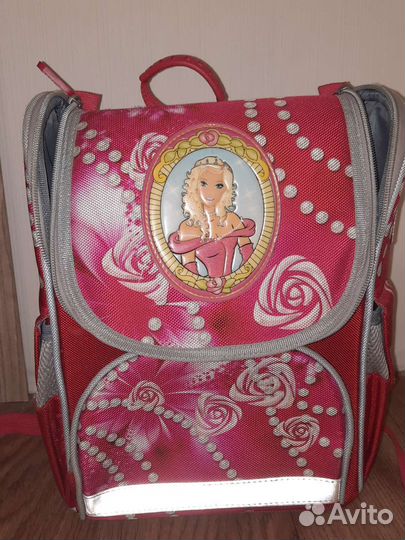 Школьный рюкзак