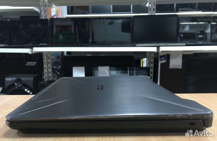 Asus/i5 8300/8GB/GTX1050/SSD+HDD/15.6 IPS FHD